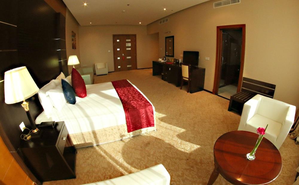 Diva Hotel Al Manamah Esterno foto
